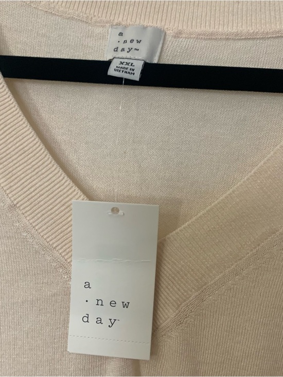 NWT A New Day Cream Lightweight V Neck Sweater Size XXL Soft Knit - Picture 3 of 6